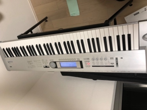 シンセサイザー　KORG トライトンle 76鍵　美品　動作品
