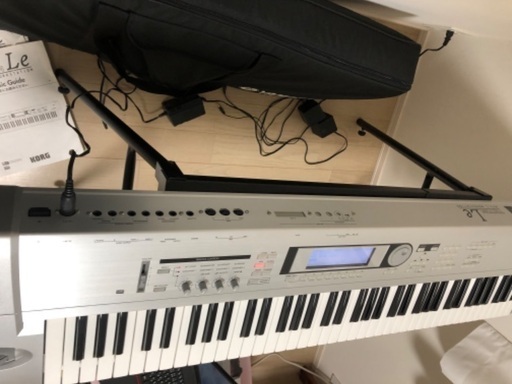 シンセサイザー KORG トライトンle 76鍵 美品 動作品 - 鍵盤楽器、ピアノ 