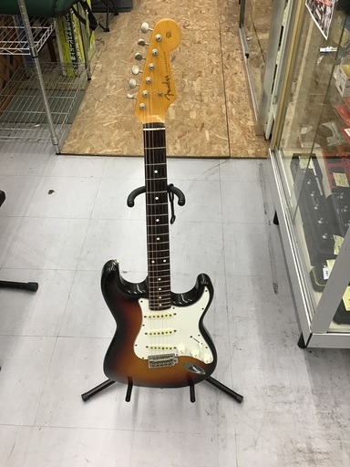 Fender Japan Stratocaster Nシリアル