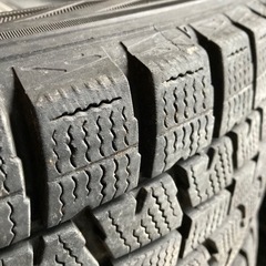 スタッドレスタイヤ ホイールセット 175/65R15 アクア 等