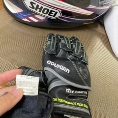 SHOEIヘルメット Z7、美品、Mサイズ(57cm)