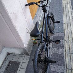 20吋 ジャイロ機構搭載BMX(ブラック)