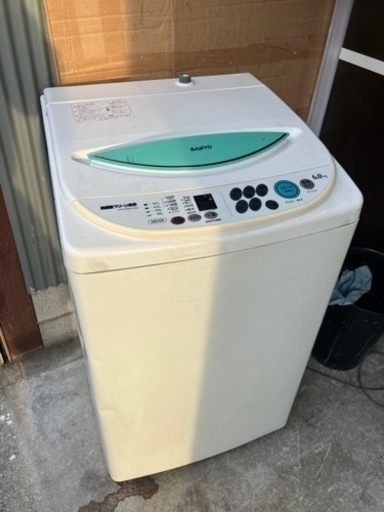 洗濯機サンヨ6kg