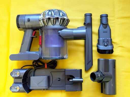 ダイソン【Dyson】サイクロン式ハンディクリーナー DysonDC61