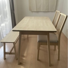 IKEA ダイニングテーブルセット(テーブル/ベンチ/椅子2脚)