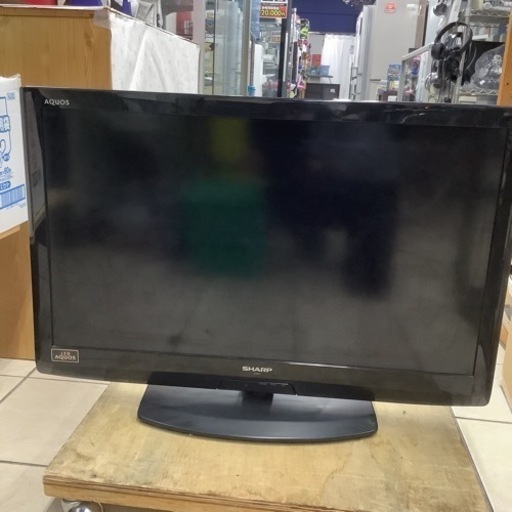 SHARP シャープ　液晶テレビ　32型　LC-32V7 2012年製