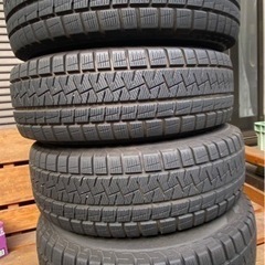 195/65  R15  スタッドレスタイヤ　PIRELLI ピレリ