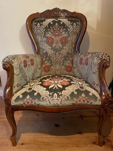 イタリア製のアンティーク椅子