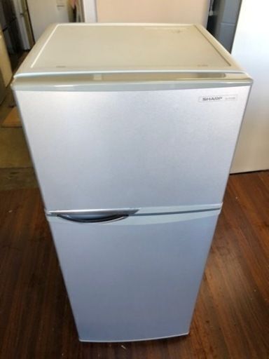 福岡市内配送設置無料　シャープ SHARP SJ-H12W-S [直冷式冷蔵庫 （118L・右開き） 2ドア シルバー系