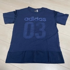 アディダス  Tシャツ