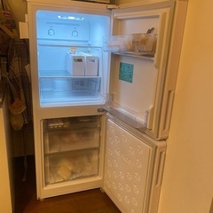 【Haier】2ドア冷凍冷蔵庫（148L）