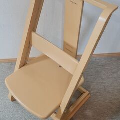 オカムラ　子供用　学習椅子　ピエルナ　高さ調整可能（２）