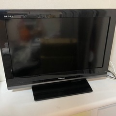 TOSHIBA 液晶カラーテレビ　26インチ　リモコン付き