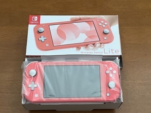 Nintendo Switchライト　ピンク