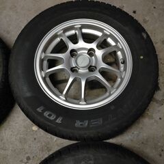雪に備えて スタッドレスタイヤ＆アルミホイール　アクアなどに適合  値下