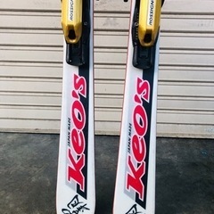 送料無料スキー板 小賀坂ケオッズ 調整可能ビンデイング付き チューンナップ済み