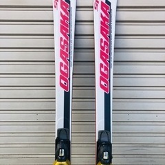 送料無料スキー板 小賀坂ケオッズ 調整可能ビンデイング付き チューンナップ済み