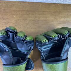 未使用品　RIZIN グローブ ISAMI オープンフィンガー サイズ　M　＃37250-1-2