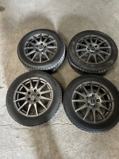 205/55r16 スタッドレスタイヤ　中古