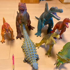 恐竜　フィギュア　大型7体