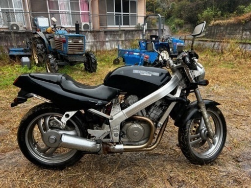 ホンダ BROS400 NC25 屋内保管