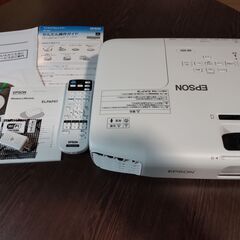 【美品】プロジェクター　EPSON EB-S03　WiFiコネク...