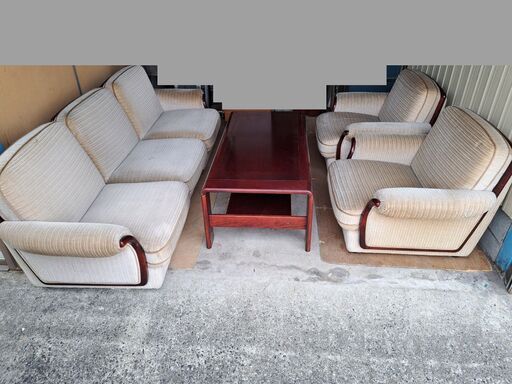 カリモク　コロニアル　応接３点セット　シングルソファ　一人掛け　センターテーブル 応接セット karimoku カリモク 布製 ソファ3点（1人用×2、3人用） 木製