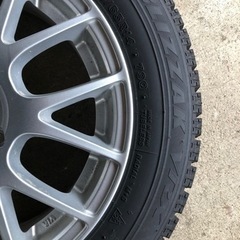トヨタ　パッソのスタッドレスタイヤ　ホイル付き