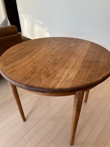 その他 Karl dining round 84 table