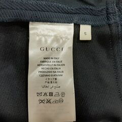 美品　グッチ　パーカーワンピース　シェリーライン　フリル　ブラック　Sサイズ GUCCI(グッチ) シェリーラインサイドライン半袖ワンピース528977