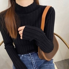 🎩👕👖ブラック   リブニットプチハイネック 新品未使用(´˘`＊)