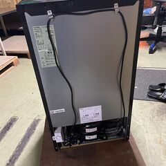 ☆21年製 アイリスオーヤマ☆60L 冷凍庫 IUSD-6B-B 右開き ブラック 2