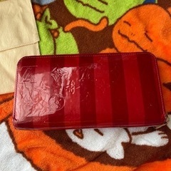 値下げ！年末SALE 美品 ルイヴィトン ヴェルニ ジッピーウォレット