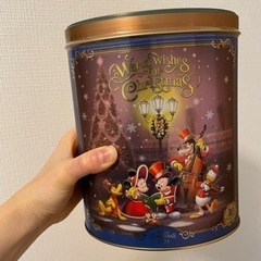 ディズニー　クリスマスチョコレートクランチ缶　未開封