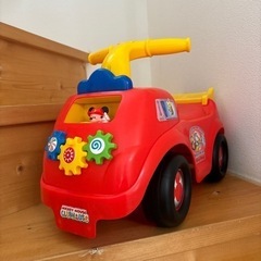 ミッキー　消防車　乗りもの　乗用玩具　ディズニー