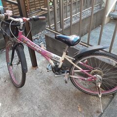 子供用自転車　22インチかと。