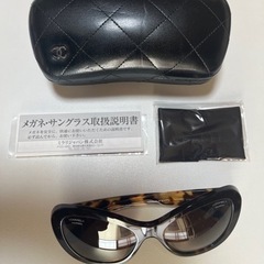 CHANEL サングラス　ほぼ未使用品