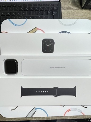 ①Apple Watch Series 6（GPSモデル）- 44mm