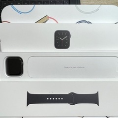 ①Apple Watch Series 6（GPSモデル）- 44mm