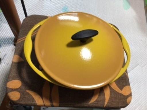 ◆ル・クルーゼのお鍋◆ オーバル　24cm 2.6ℓ