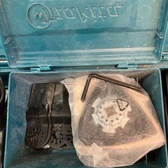 マキタ　充電式マルチツール　TM30DSH