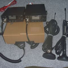 CB無線機2台　国内使用出来ません