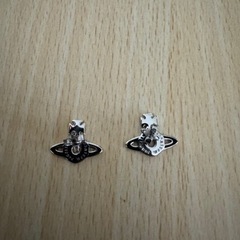 Vivienne Westwood ピアス 両耳用