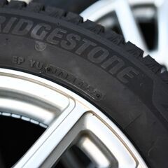 22年製造 スタッドレスタイヤ ブリザック VRX3 175/65R15