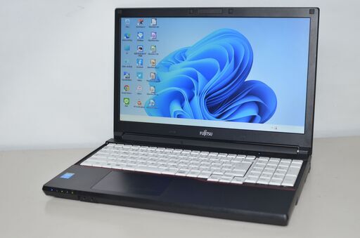 中古良品ノートパソコン 富士通 A574/MX Windows11+office 爆速SSD256GB core i3-4000M/メモリ8GB/15.6インチ/無線内蔵/DVDマルチ搭載
