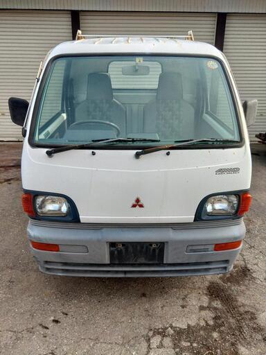 三菱ミニキャブ　軽トラック　４ＷＤ　エアコン付き