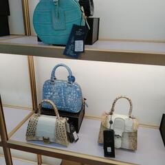 ワニ革　ダッチョウ革　蛇革ハンドバック