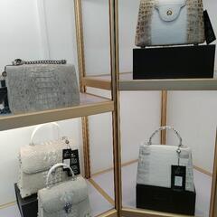 ワニ革　ダッチョウ革　蛇革ハンドバック