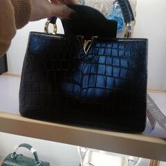 ワニ革ハンドバック　蛇革ハンドバック　ダッチョウ革