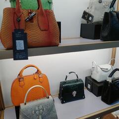 ワニ革ハンドバック　蛇革ハンドバック　ダッチョウ革